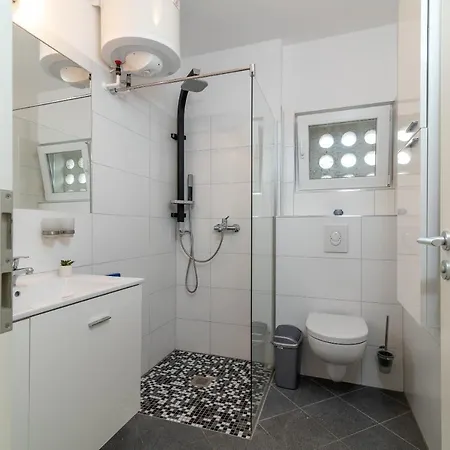 Appartamento Bella Vista Kth Traù