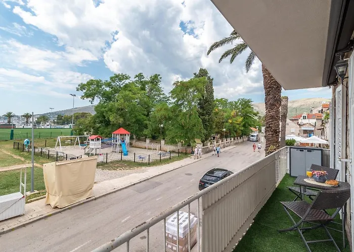 Bella Vista Kth Трогир