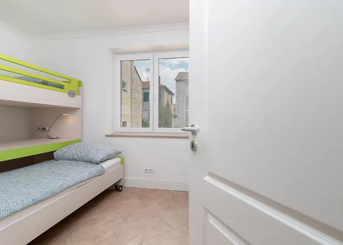 Bella Vista Kth Трогир